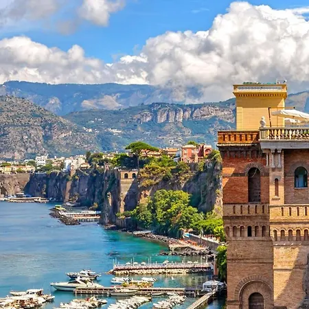 Sorrento Holiday Rooms Bed & Breakfast